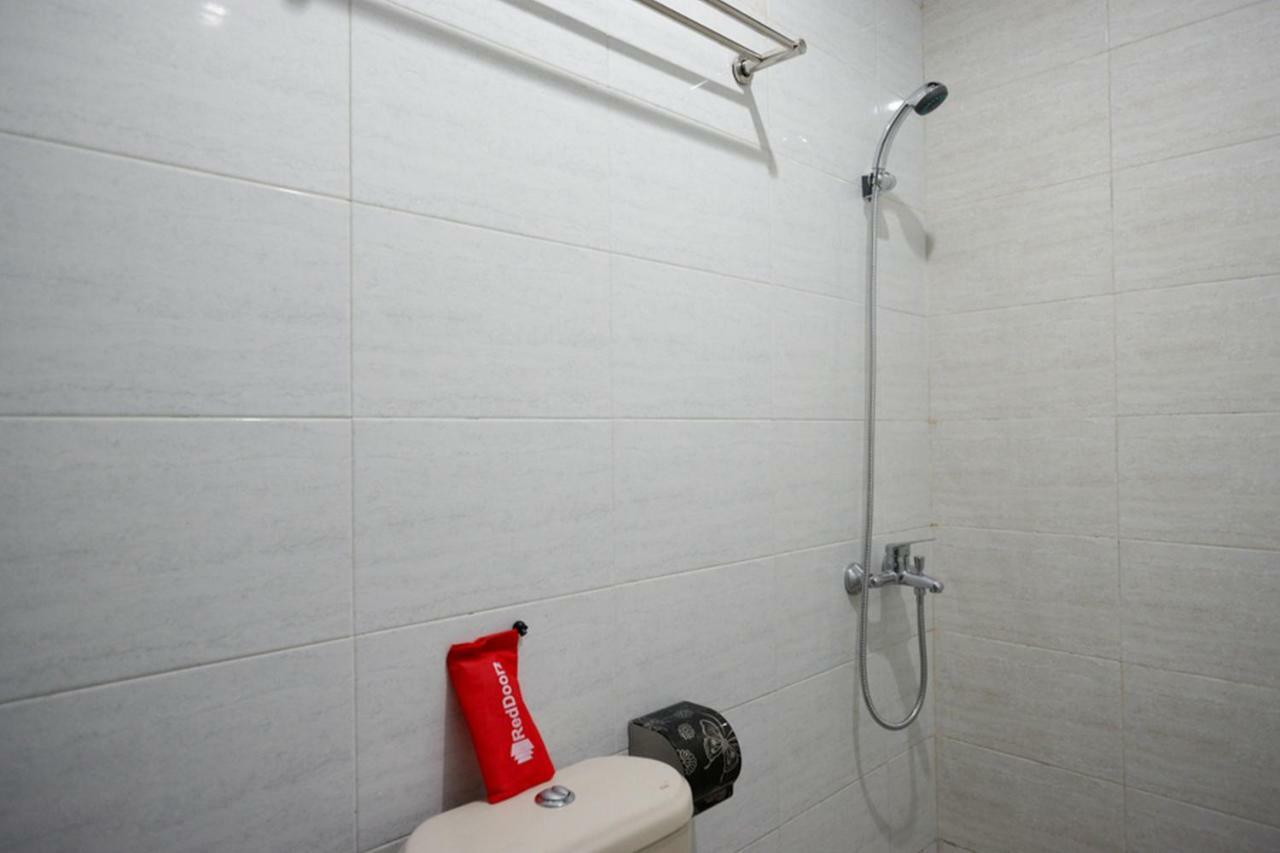 Reddoorz Syariah Near Rsud Margono Purwokerto Hotel Exterior foto