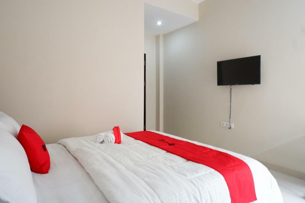 Reddoorz Syariah Near Rsud Margono Purwokerto Hotel Exterior foto